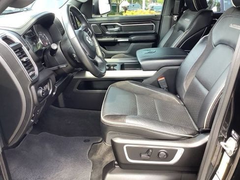 Used 2023 RAM 1500 Laramie AWD/4WD image 11