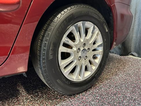 Used 2010 Toyota Sienna FWD image 33