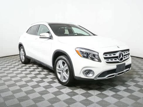 Used 2018 Mercedes-Benz GLA 250 4MATIC image 1