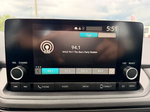 Used 2024 Honda Accord EX image 19