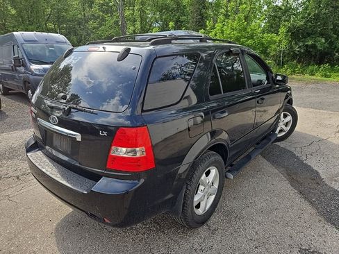 Used 2007 Kia Sorento 4WD w/ Sport Pkg image 6