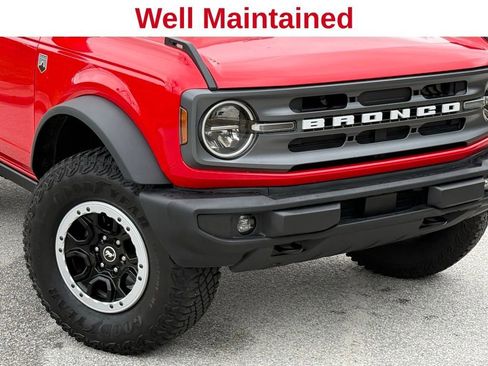 Used 2024 Ford Bronco Big Bend w/ Sasquatch Package image 8