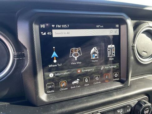 Used 2023 Jeep Wrangler Unlimited Sahara w/ Cold Weather Group AWD/4WD image 20