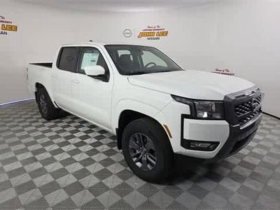 New 2025 Nissan Frontier SV w/ SV Convenience Package
