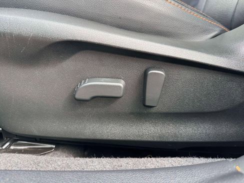 Used 2023 Subaru Crosstrek 2.5i Limited image 14