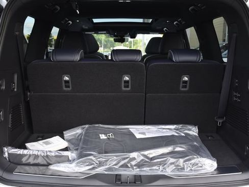 New 2027 INFINITI QX80 Sensory w/ Sport Exterior Package AWD/4WD image 35