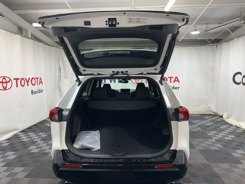 Used 2025 Toyota RAV4 SE image 14