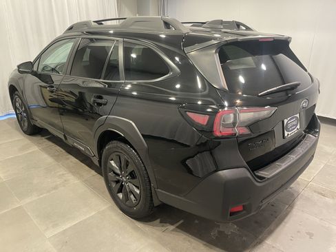 Used 2024 Subaru Outback Onyx Edition XT image 5