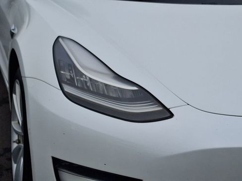 Used 2020 Tesla Model 3 Long Range image 9