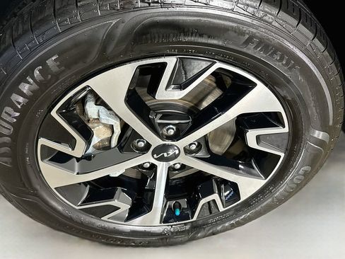 Certified 2024 Kia Sportage EX AWD/4WD image 12