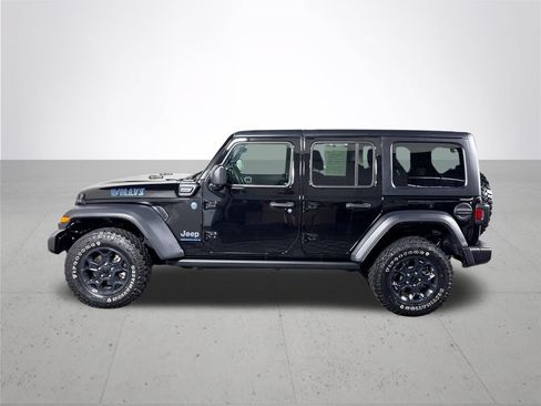 Certified 2023 Jeep Wrangler Unlimited AWD/4WD image 10