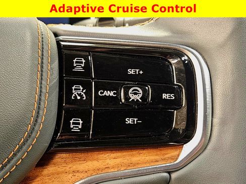 Used 2022 Jeep Grand Wagoneer Series II w/ Convenience Group III AWD/4WD image 39