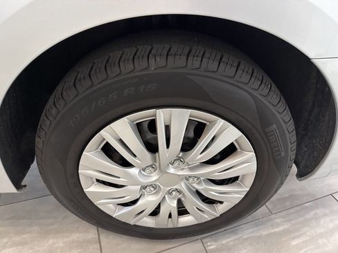 Used 2013 Volkswagen Jetta S image 38