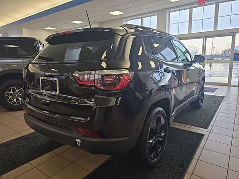 Used 2019 Jeep Compass Altitude image 6