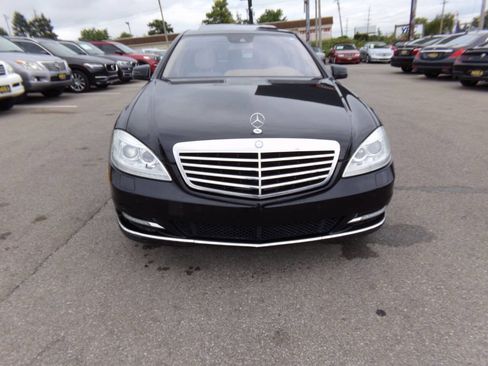 Used 2011 Mercedes-Benz S 550 4MATIC image 44