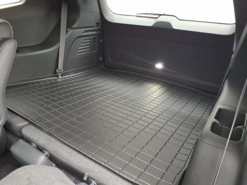 Certified 2024 GMC Acadia Elevation FWD image 22