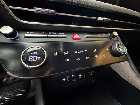 Certified 2025 Hyundai Sonata SEL image 24