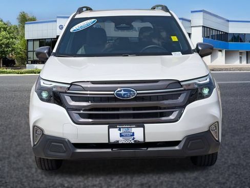 Used 2026 Subaru Forester Premium AWD/4WD image 8