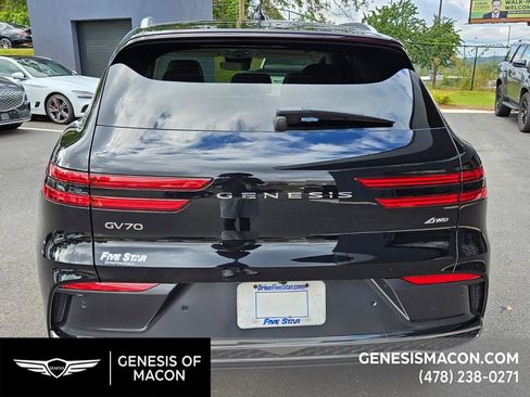 New 2026 Genesis GV70 2.5T Advanced image 15