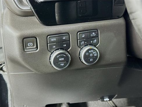 Certified 2024 GMC Sierra 1500 SLT w/ SLT Premium Plus Package AWD/4WD image 10