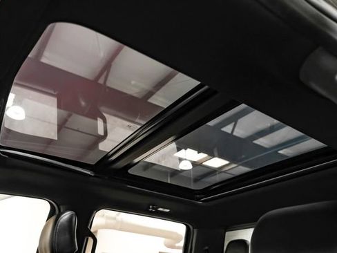 Used 2015 Ford F150 Lariat w/ Equipment Group 502A Luxury image 5