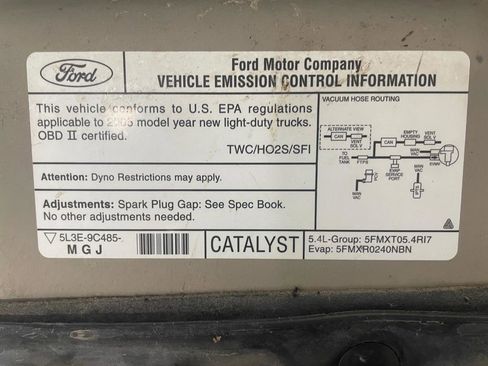 Used 2005 Ford F150 Lariat AWD/4WD image 37