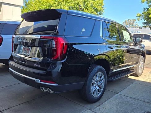 New 2026 GMC Yukon Denali AWD/4WD image 3