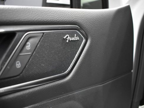 Used 2022 Volkswagen Tiguan SEL R-Line image 16