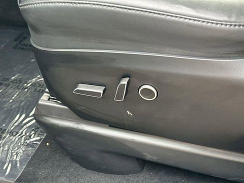 Used 2024 Tesla Model X Plaid image 30