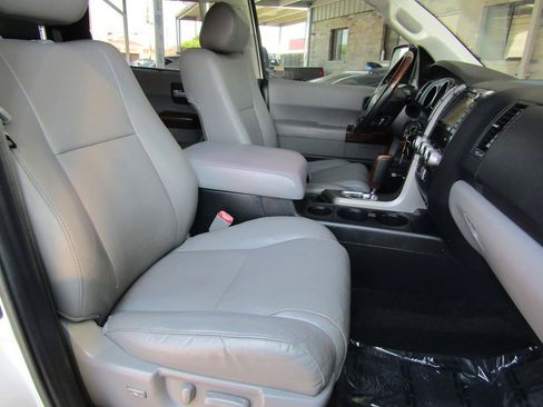 Used 2012 Toyota Sequoia Platinum RWD image 13