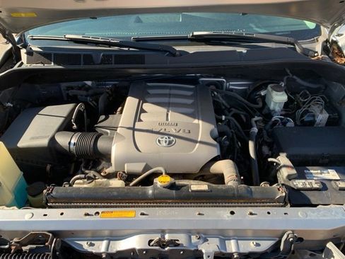 Used 2010 Toyota Sequoia Limited image 5