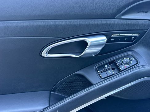 Used 2014 Porsche 911 Carrera image 12