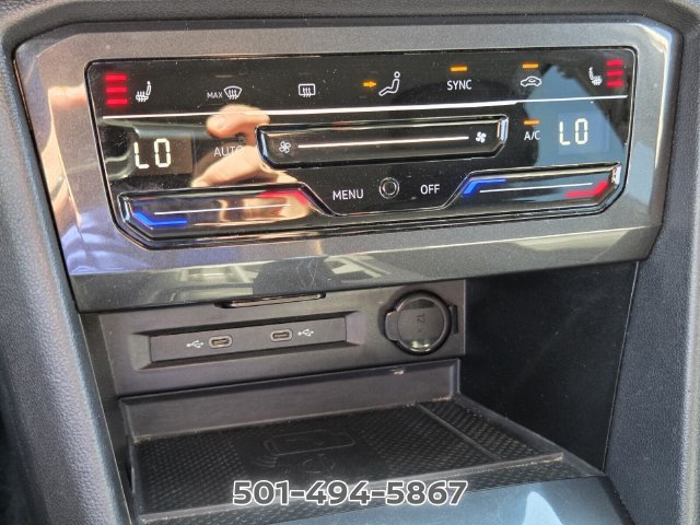 Used 2024 Volkswagen Tiguan SE FWD image 20