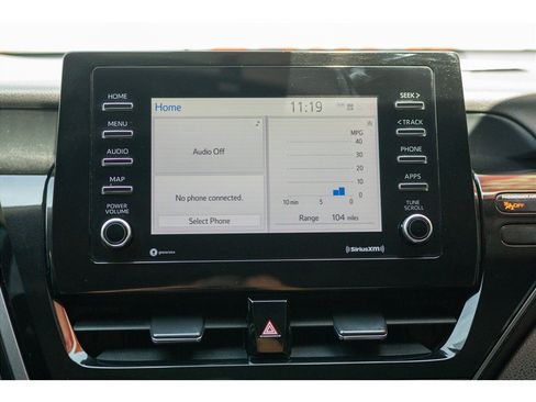 Used 2022 Toyota Camry SE FWD image 12