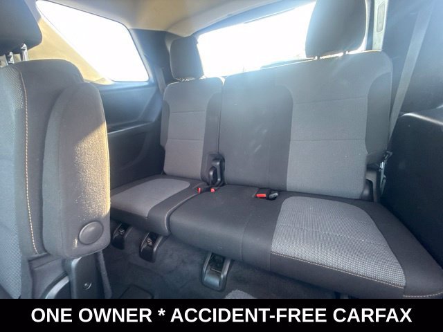 Used 2021 Chevrolet Traverse LT FWD image 39