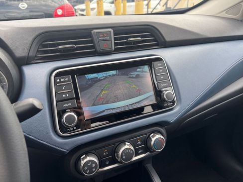 Used 2025 Nissan Versa SV FWD image 22
