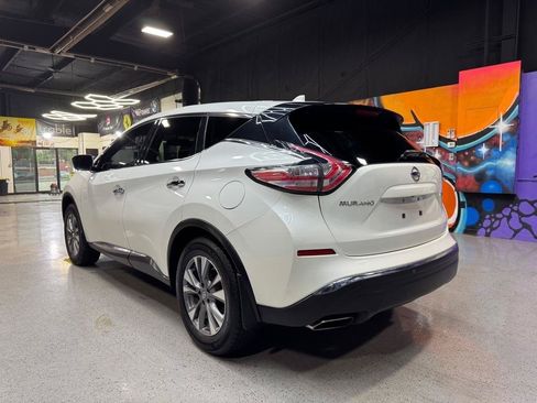 Used 2016 Nissan Murano S AWD/4WD image 3