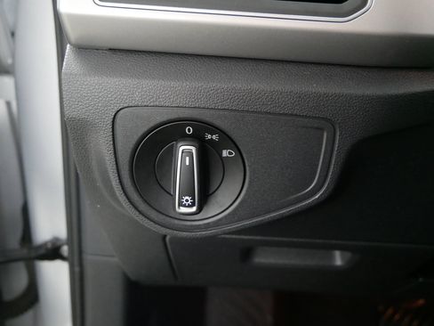 Used 2018 Volkswagen Atlas Launch Edition image 26