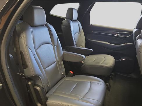 Used 2023 Buick Enclave Essence w/ LPO, Touring Package image 14