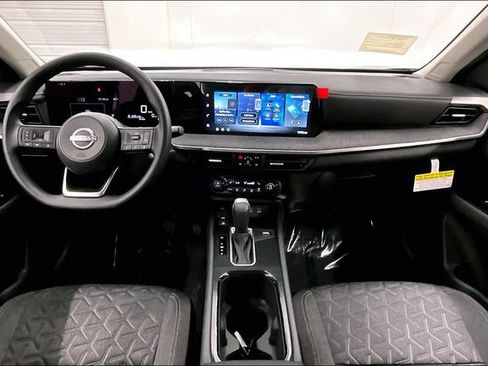 New 2027 Nissan Kicks SV w/ SV Premium Package AWD/4WD image 6