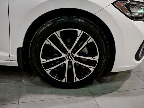 Used 2024 Volkswagen Jetta Sport image 39