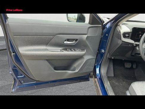 New 2026 Nissan Kicks SV w/ Cold Weather Package FWD image 42