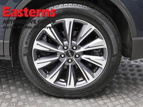 Used 2021 Lincoln Corsair Reserve w/ Elements Package AWD/4WD image 8