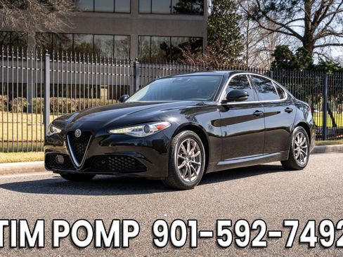 Used 2020 Alfa Romeo Giulia Sprint w/ Cold Weather Package AWD/4WD image 1
