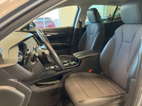 Used 2021 Buick Envision Preferred FWD image 10