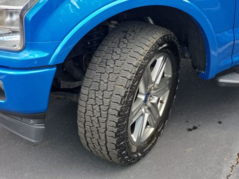 Used 2019 Ford F150 XLT w/ Equipment Group 302A Luxury AWD/4WD image 31