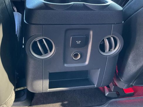 Used 2016 Ford F250 Platinum w/ FX4 Off-Road Package image 41