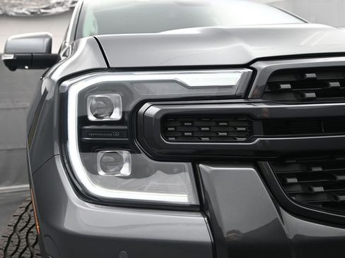 New 2025 Ford Ranger Lariat w/ FX4 Off-Road Package AWD/4WD image 14