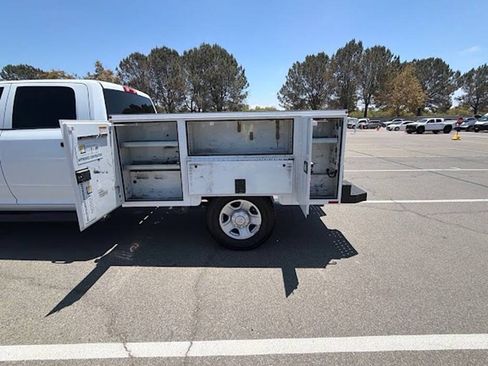 Used 2024 RAM 2500 Tradesman w/ Snow Chief Group AWD/4WD image 12