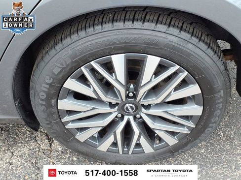 Used 2024 Nissan Altima 2.5 SV FWD image 11